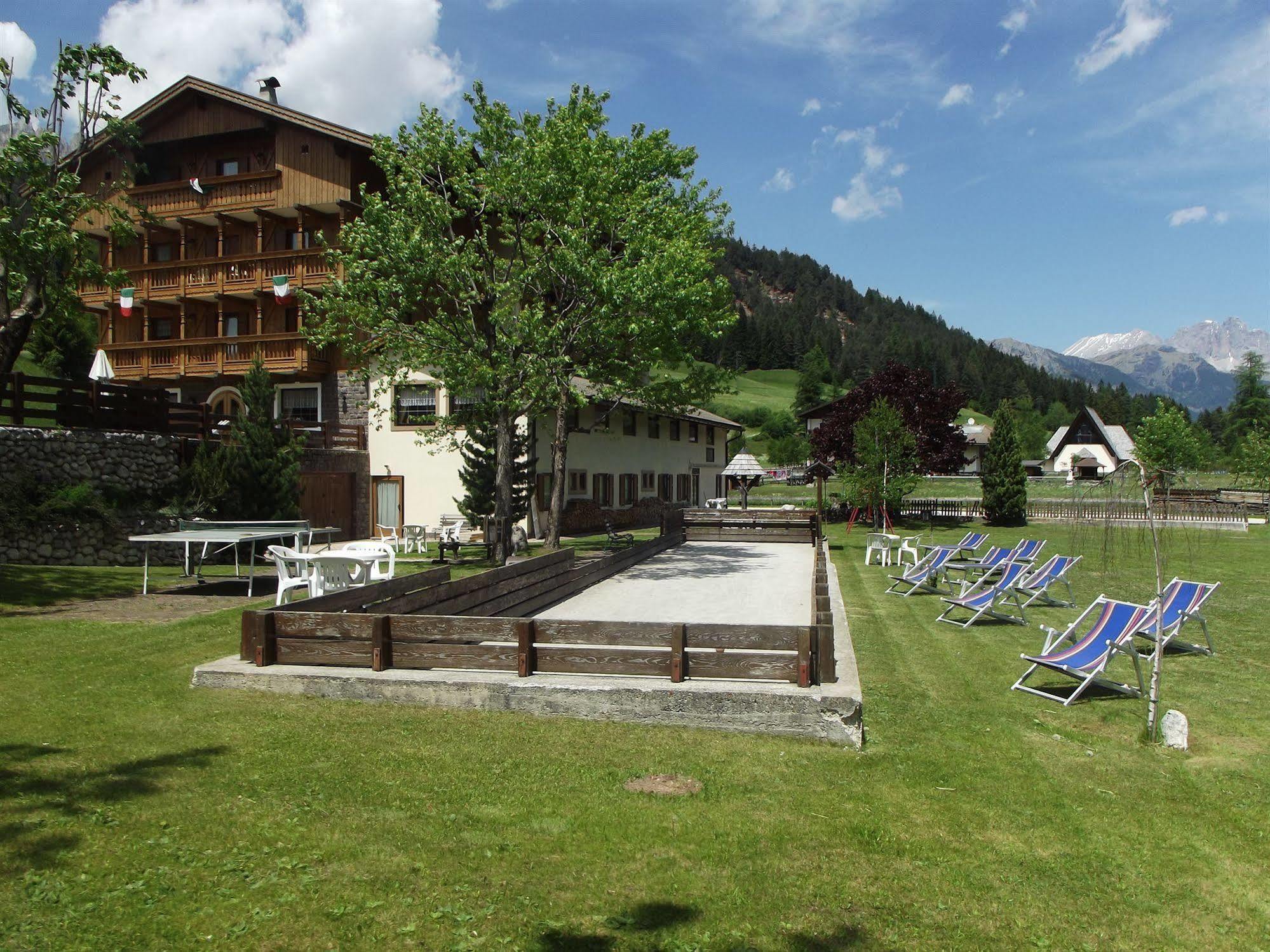 Wellness Hotel Dolomia ソラーガ エクステリア 写真